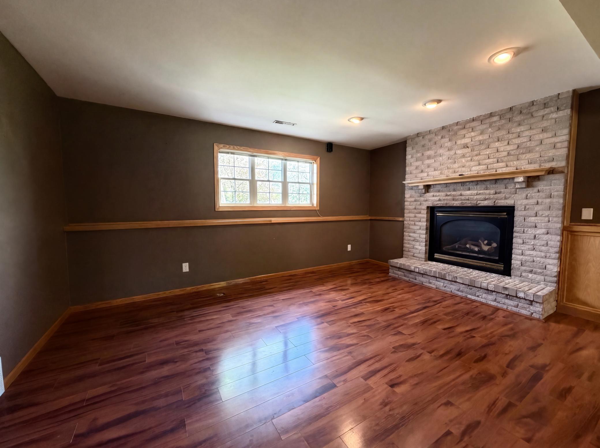 listing_7.jpg