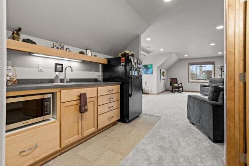6520 Christianson Parkway S, Fargo, ND 58104