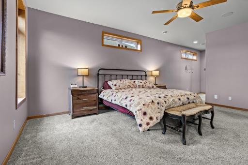 6520 Christianson Parkway S, Fargo, ND 58104
