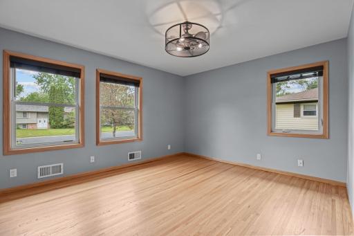 10101 Harrison Road, Bloomington, MN 55437