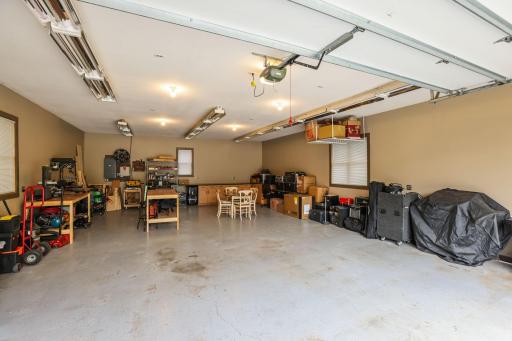 10101 Harrison Road, Bloomington, MN 55437