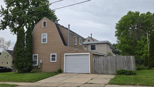 700 12th Avenue SW, Austin, MN 55912