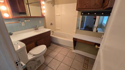 700 12th Avenue SW, Austin, MN 55912