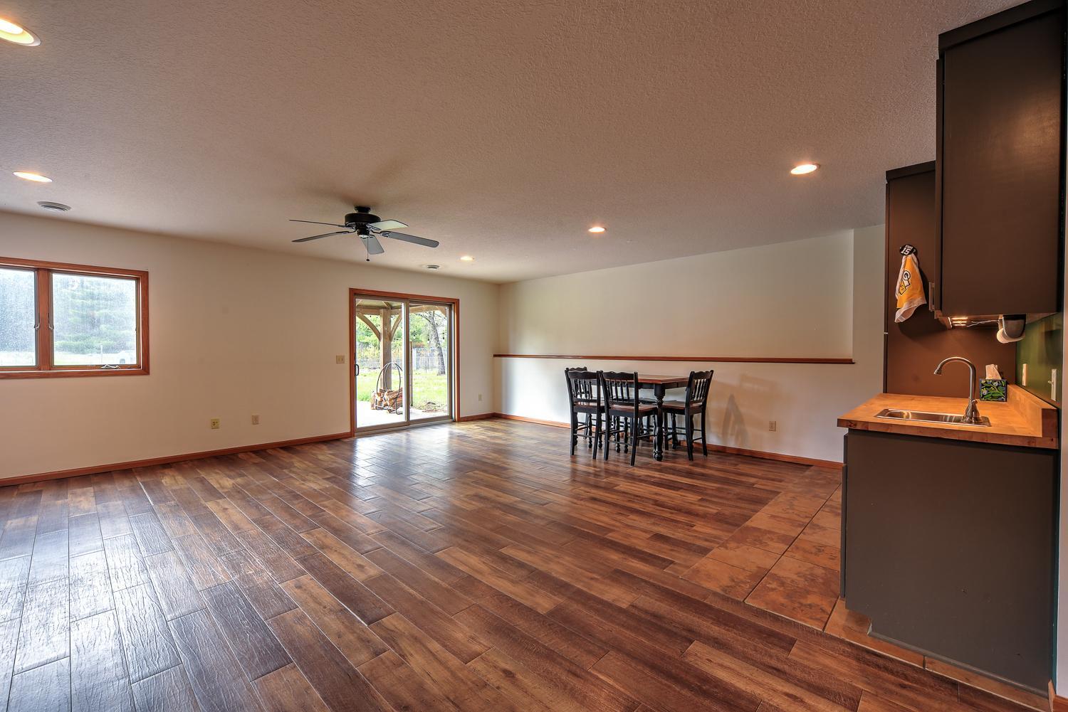 14686 Hwy 70-33.jpg