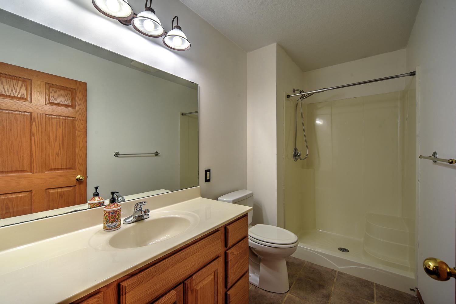 14686 Hwy 70-45.jpg