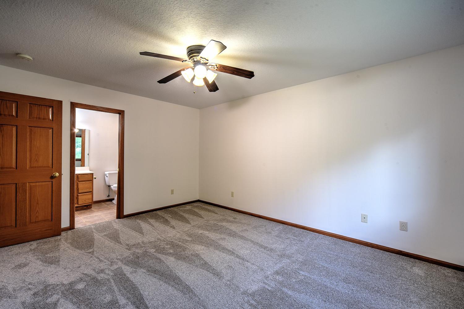 14686 Hwy 70-29.jpg