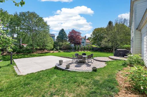 1807 Bromley Drive, Woodbury, MN 55125