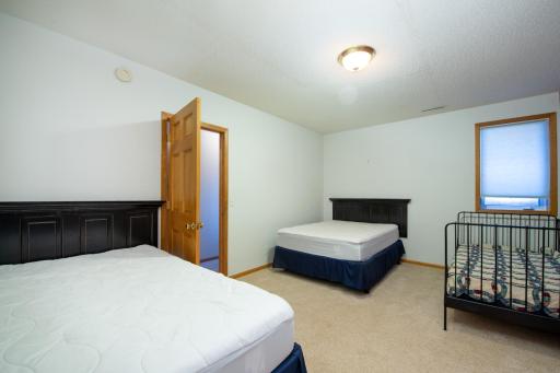 1524 Squirrels Nest Road, Kasota, MN 56050