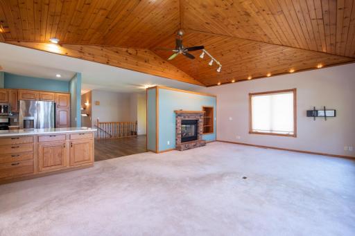 1524 Squirrels Nest Road, Kasota, MN 56050