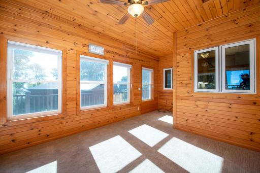 1524 Squirrels Nest Road, Kasota, MN 56050