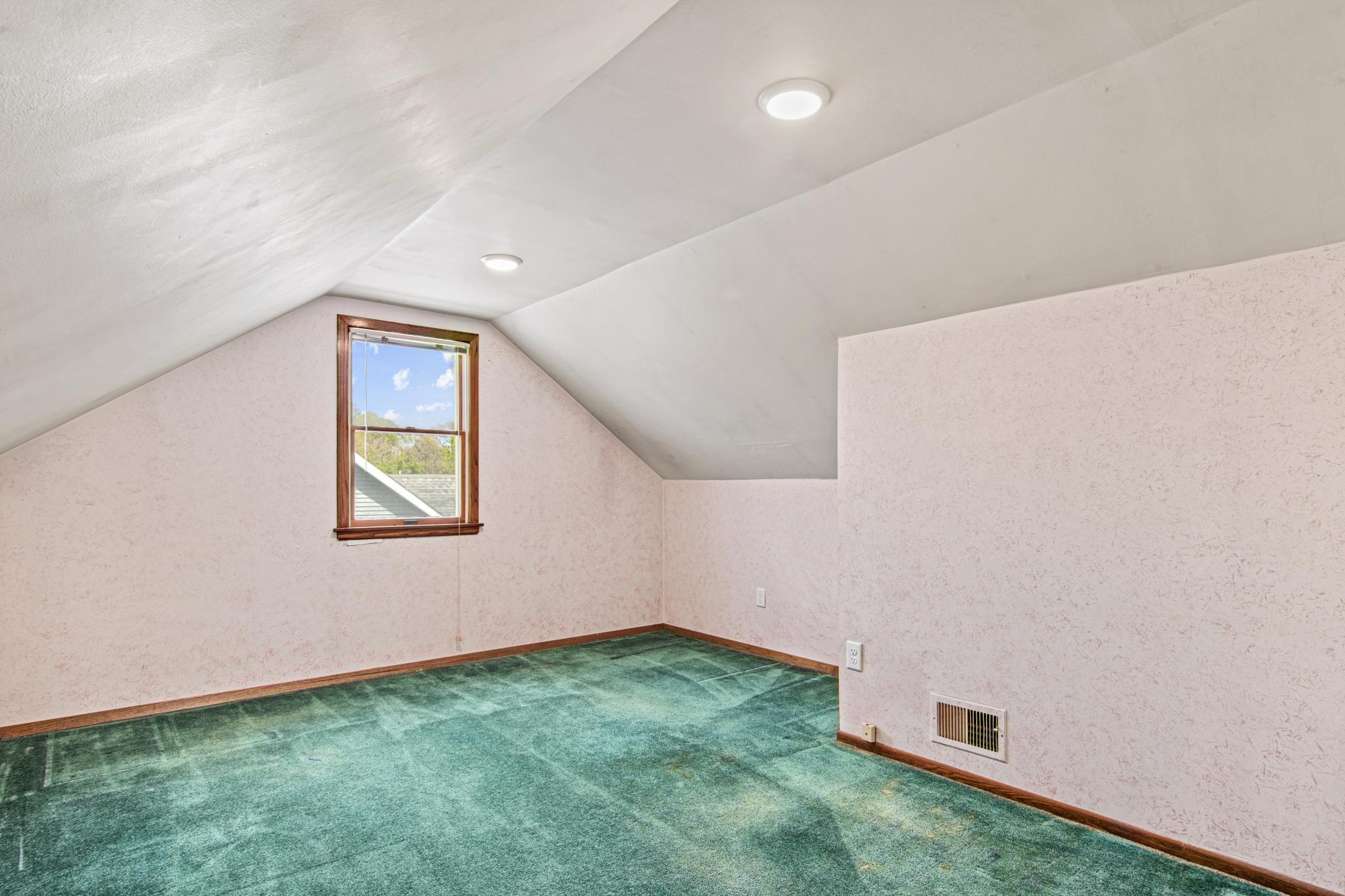 4936 Abbott Avenue N.jpg