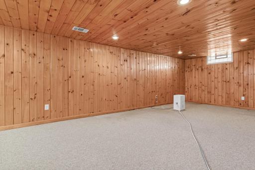 4936 Abbott Avenue N, Brooklyn Center, MN 55429