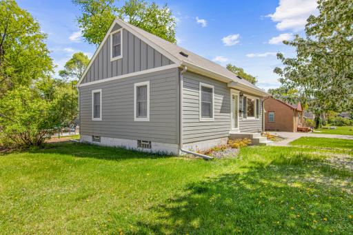 4936 Abbott Avenue N, Brooklyn Center, MN 55429