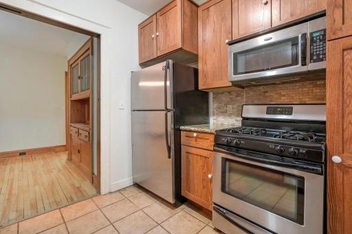 1401 Willow Street, 2, Minneapolis, MN 55403