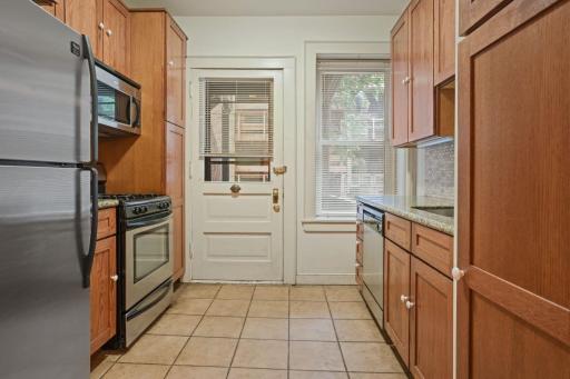 1401 Willow Street, 2, Minneapolis, MN 55403