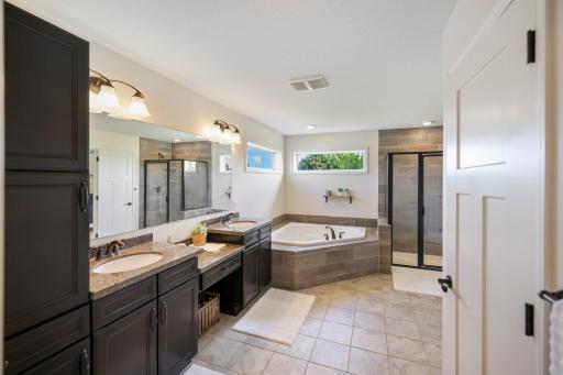 2442 Lacy Lane, Victoria, MN 55386