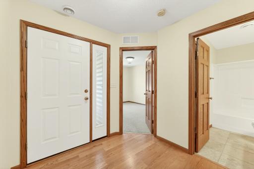 612 15 1/2 Avenue NW, Kasson, MN 55944