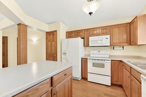 612 15 1/2 Avenue NW, Kasson, MN 55944