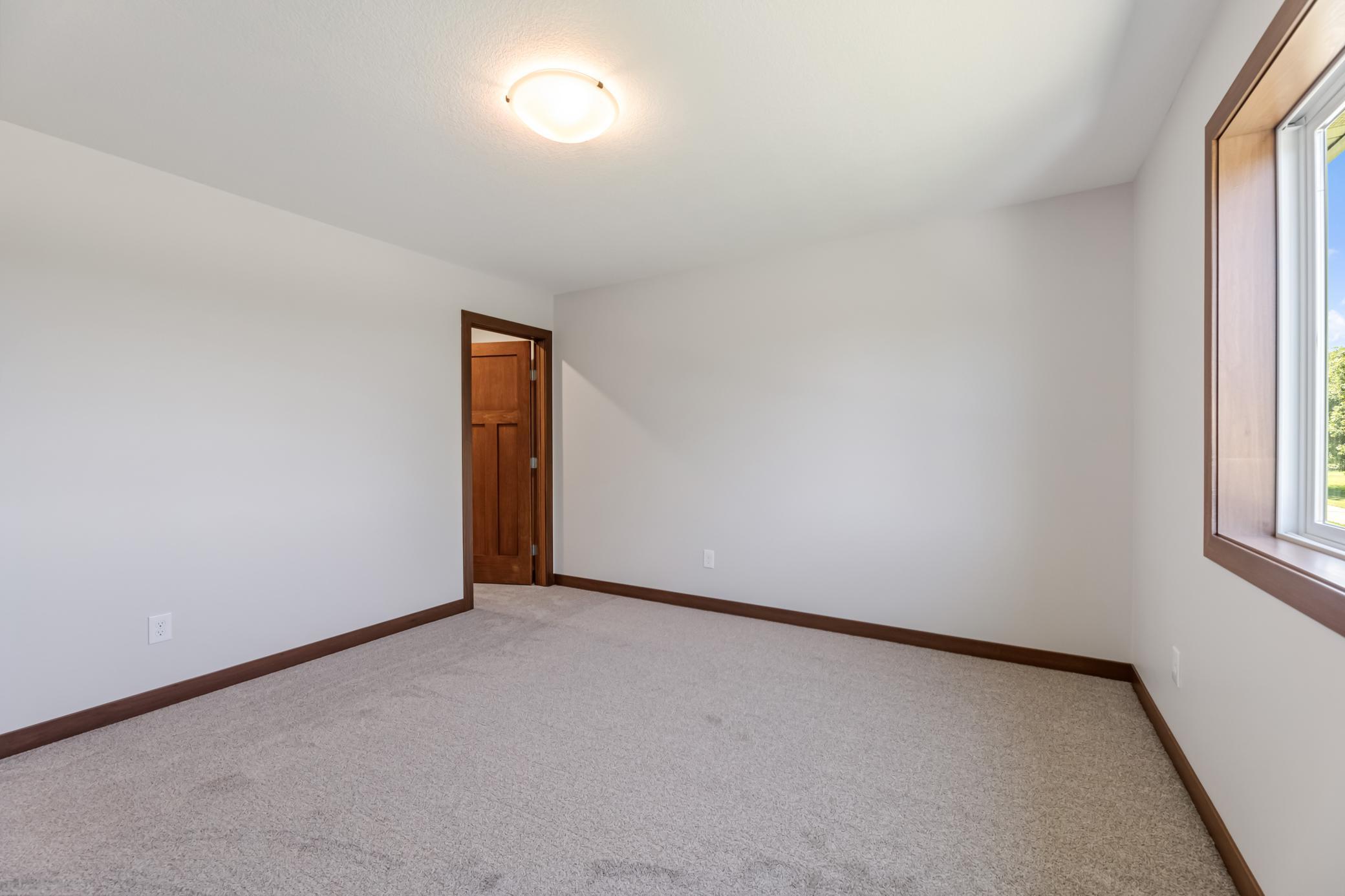 1151 Eagle Lane (18).jpg