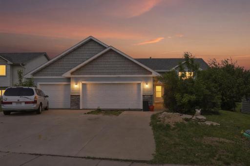 2711 Hilltop Lane, River Falls, WI 54022