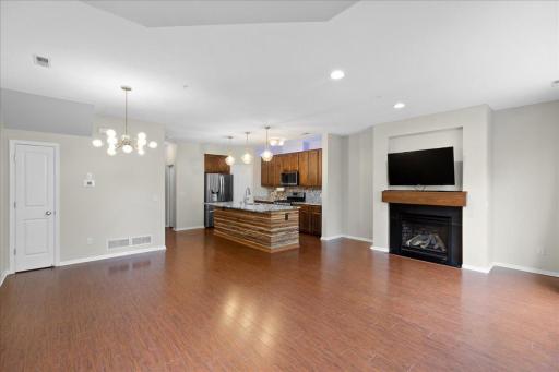 12401 Flanders Court NE, C, Minneapolis, MN 55449