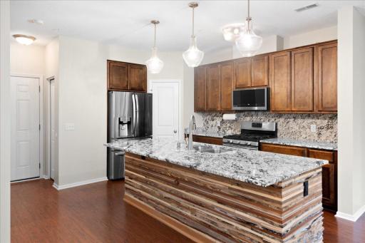 12401 Flanders Court NE, C, Minneapolis, MN 55449