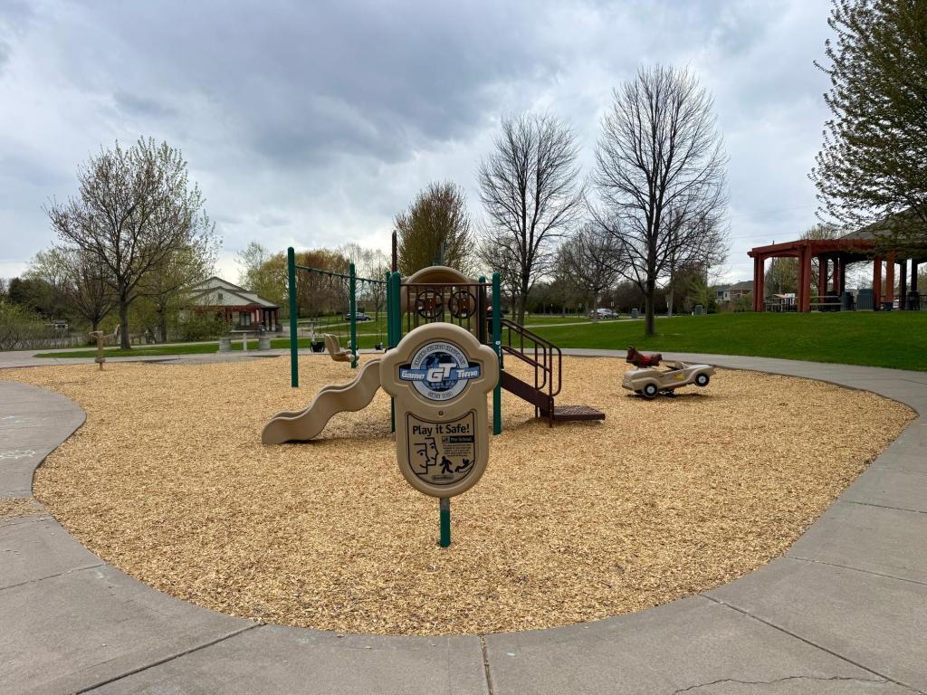 Connected Community Living with Outdoor Lifestyle Amenities