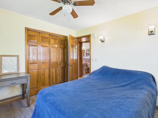 28768 Lakewood Drive NW, Isanti, MN 55040