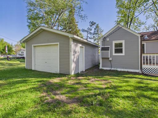 28768 Lakewood Drive NW, Isanti, MN 55040