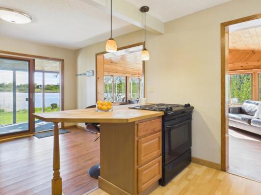 28768 Lakewood Drive NW, Isanti, MN 55040