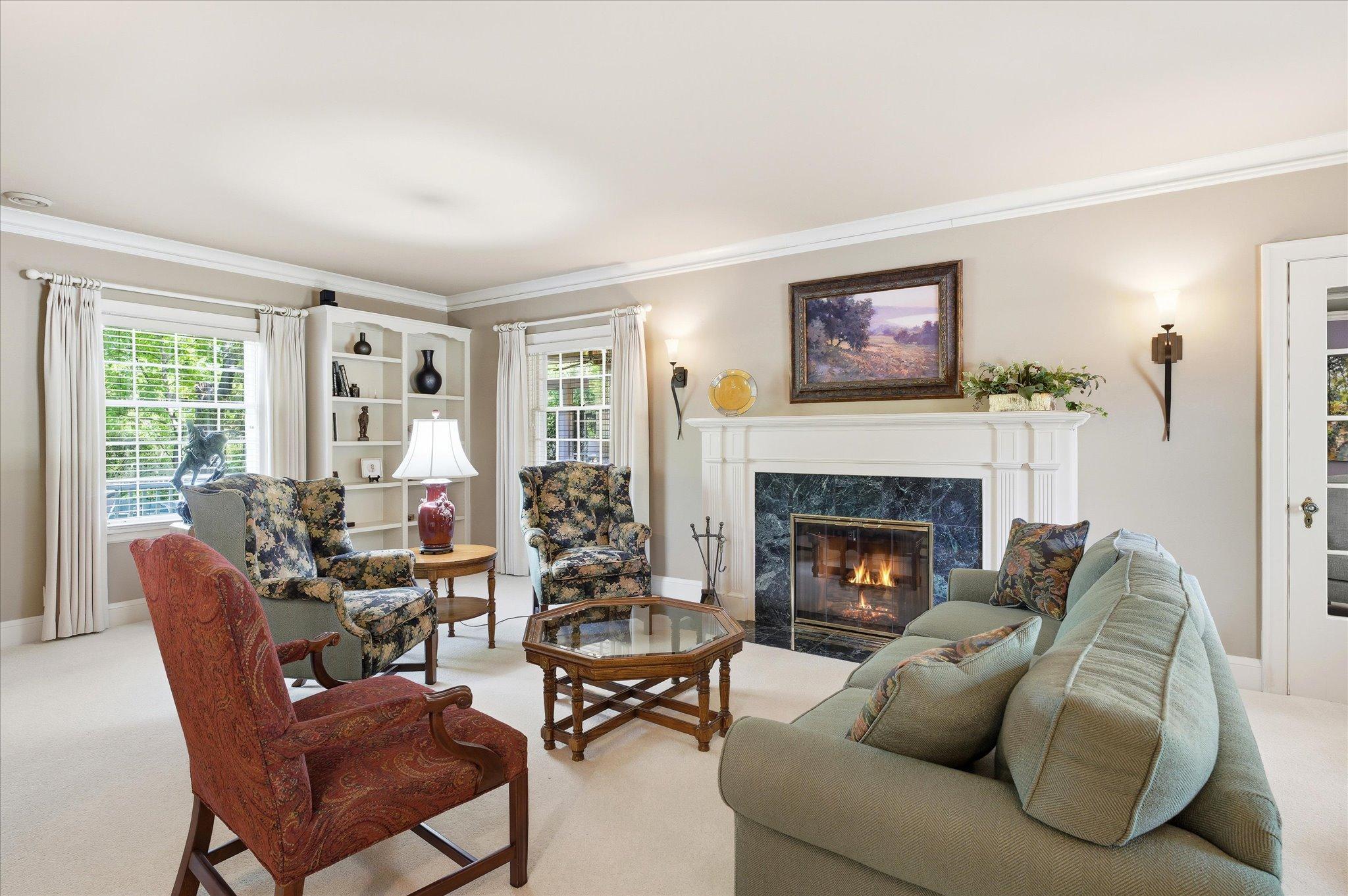 08-5027 3rd Ave S [3037115]- 008.jpg
