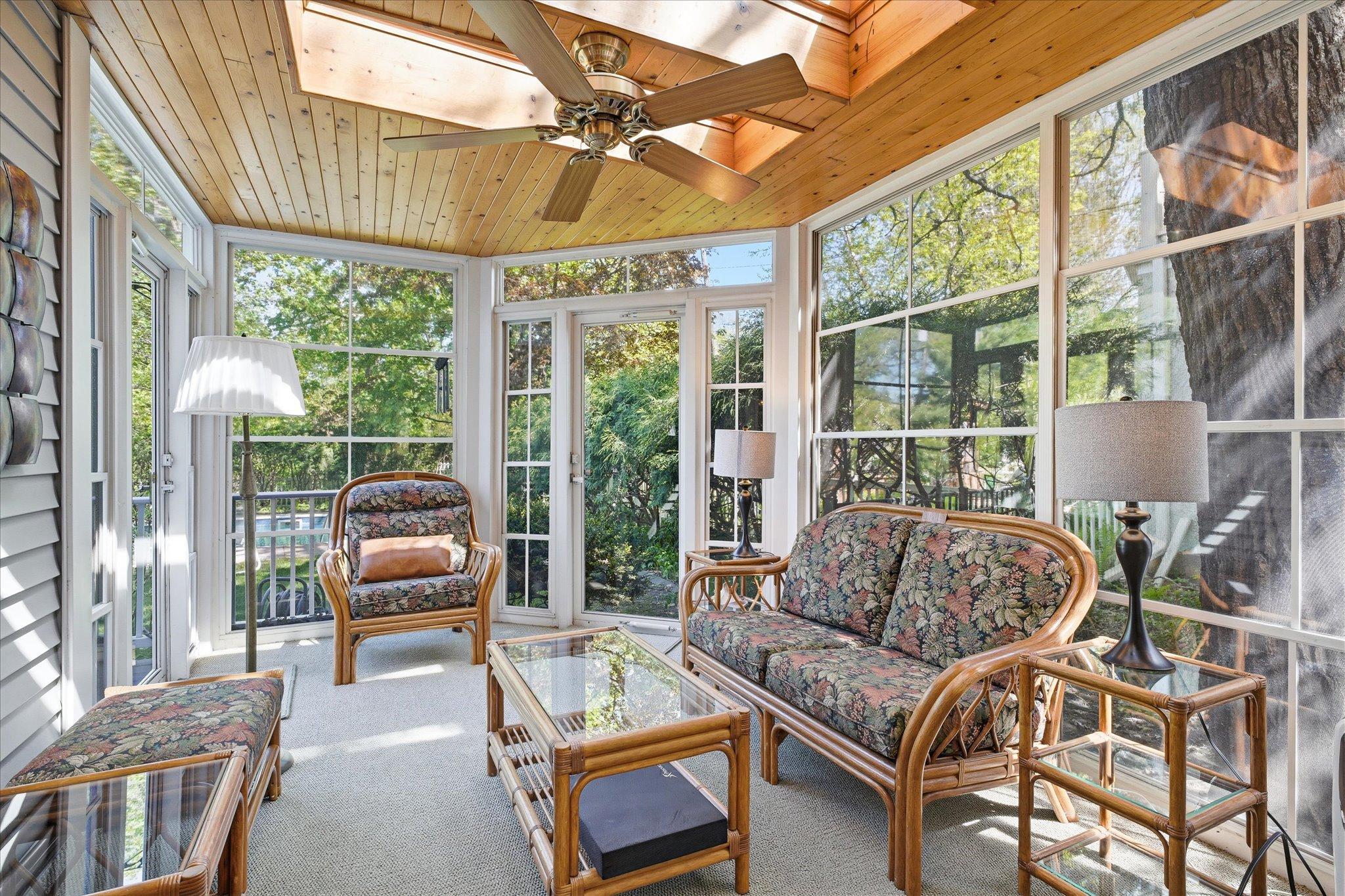 18-5027 3rd Ave S [3037115]- 018.jpg