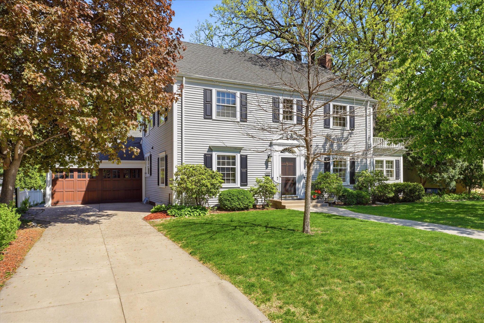 01-5027 3rd Ave S [3037115]- 001.jpg