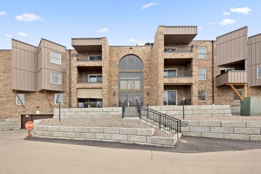 2250 Midland Grove Road, 307, Saint Paul, MN 55113