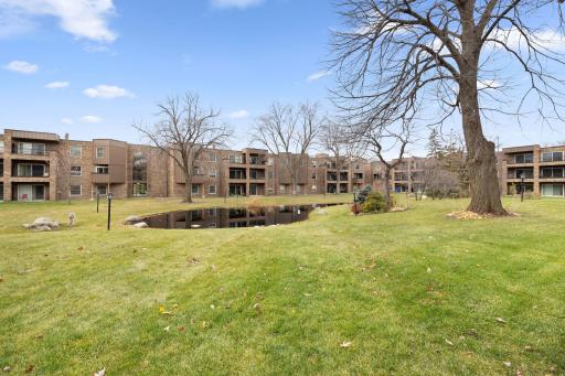 2250 Midland Grove Road, 307, Saint Paul, MN 55113