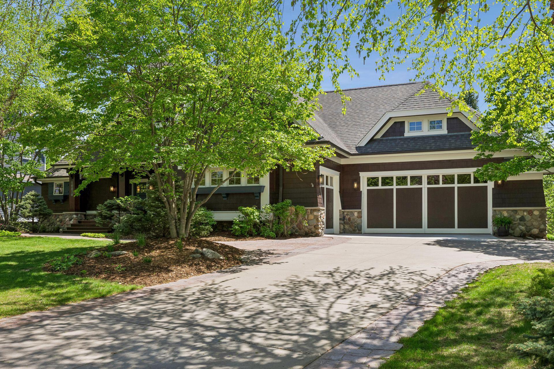 Welcome to your new gorgeous home. Its waiting for new memories to be made.