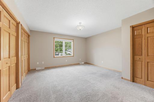 1013 Prairie View Drive SW, Hutchinson, MN 55350