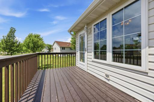 1013 Prairie View Drive SW, Hutchinson, MN 55350