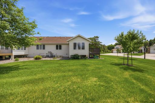 1013 Prairie View Drive SW, Hutchinson, MN 55350