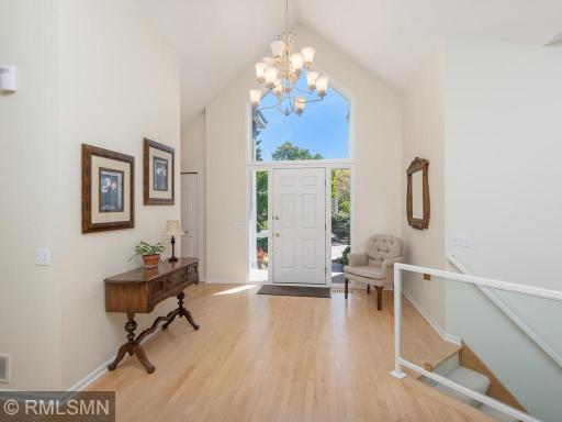 4085 Everest Lane N, Minneapolis, MN 55446