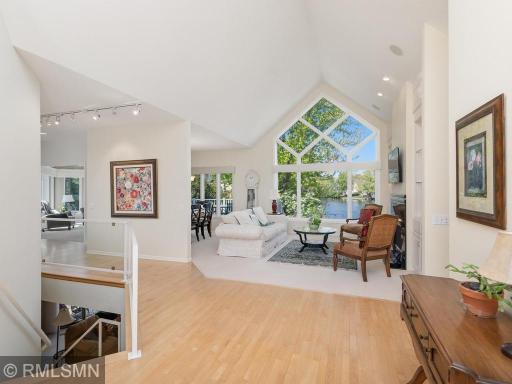 4085 Everest Lane N, Minneapolis, MN 55446