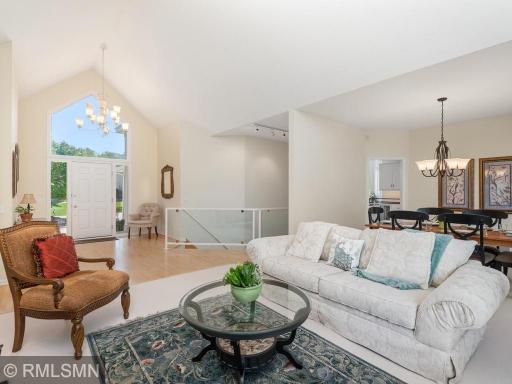 4085 Everest Lane N, Minneapolis, MN 55446