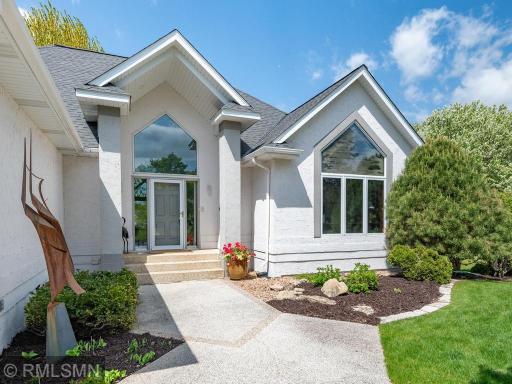 4085 Everest Lane N, Minneapolis, MN 55446
