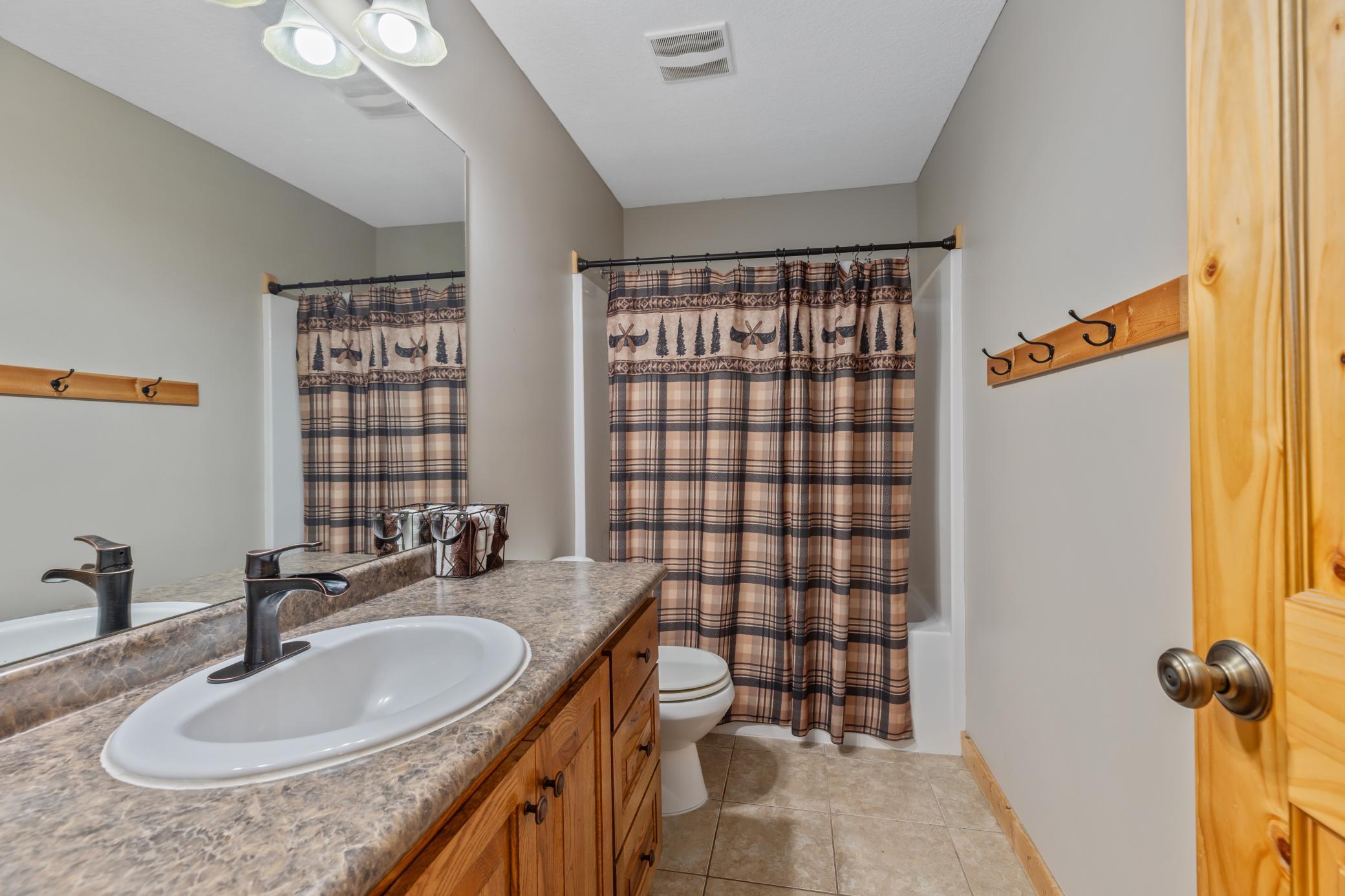 Full Bath Lower