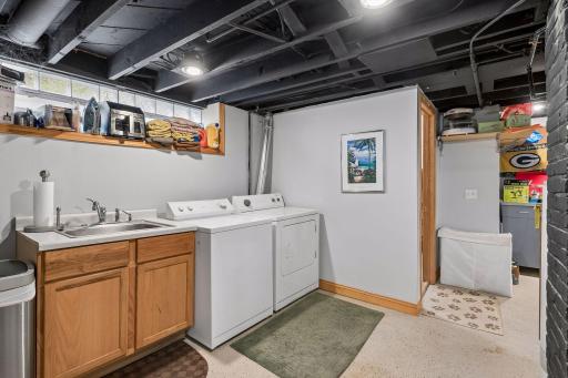 3501 35th Avenue S, Minneapolis, MN 55406