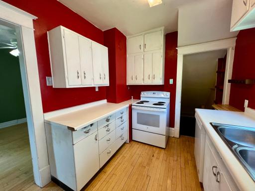 450 7th Street NW, Valley City, ND 58072