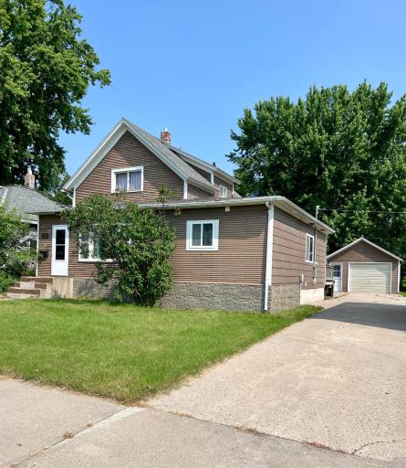 450 7th Street NW, Valley City, ND 58072