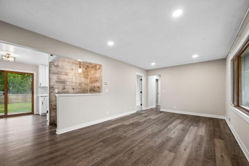 321 109th Avenue NW, Minneapolis, MN 55448