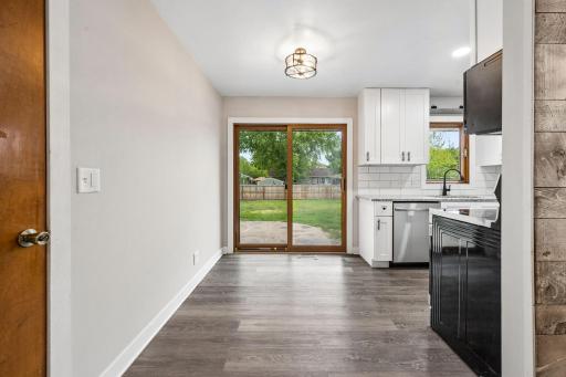 321 109th Avenue NW, Minneapolis, MN 55448