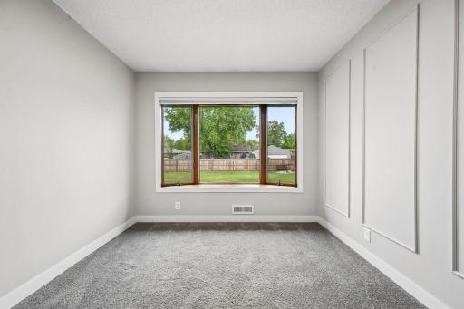 321 109th Avenue NW, Minneapolis, MN 55448